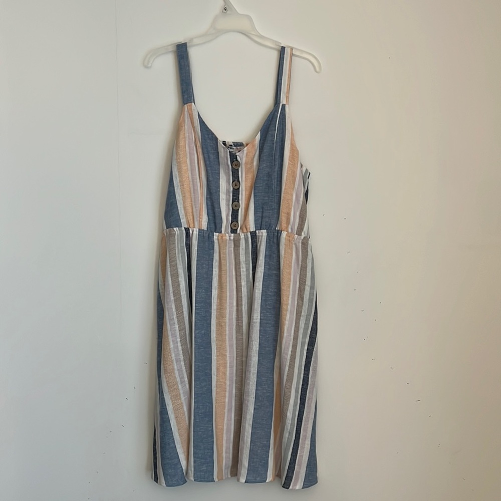 Striped halter dress, size L, never worn